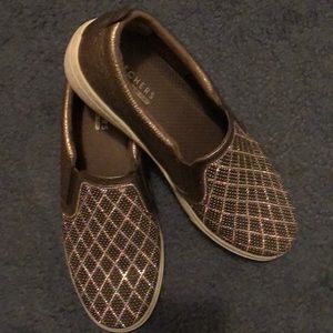 Studded multicolored shoes